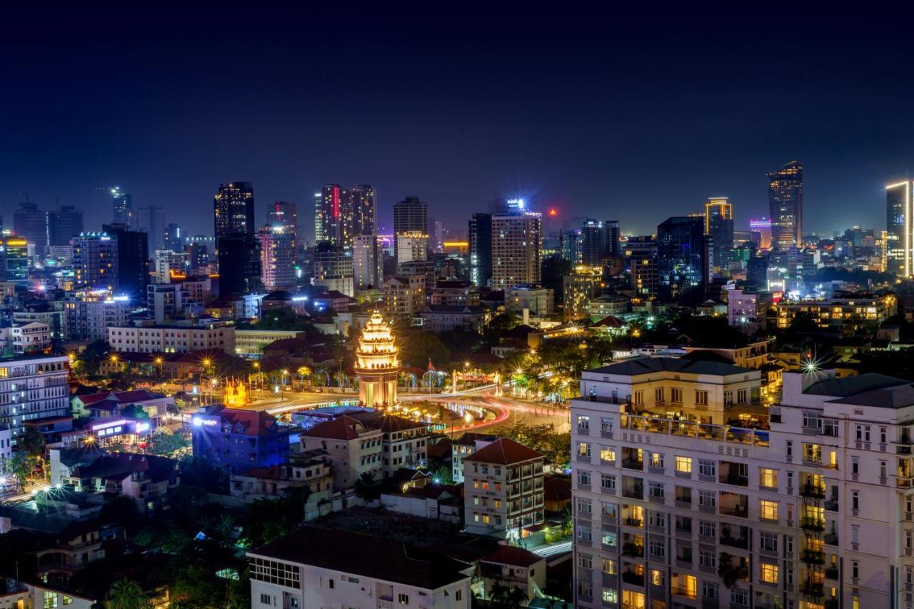 Ocean Hotel Phnom Penh Exteriör bild