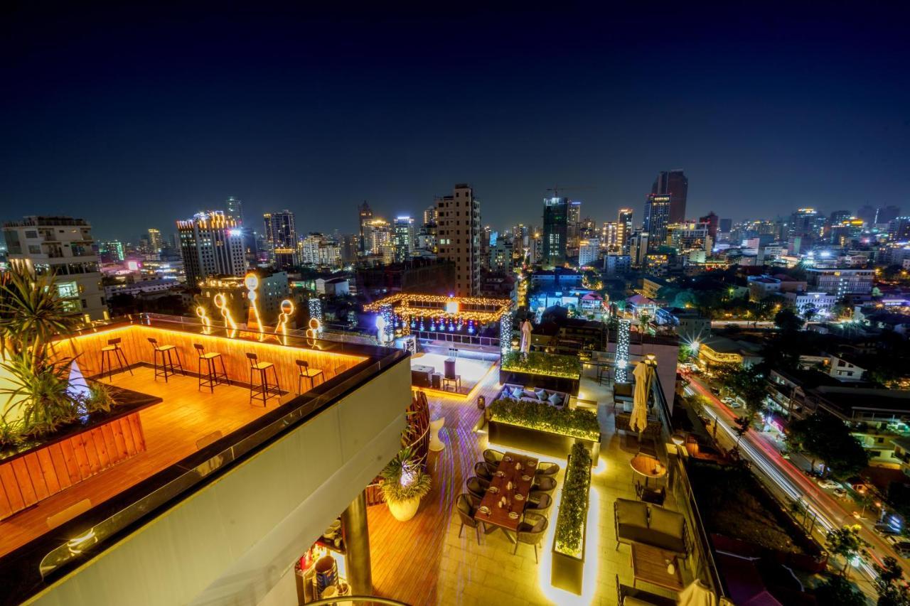 Ocean Hotel Phnom Penh Exteriör bild